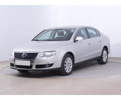 Volkswagen Passat 2.0 TDI 103kW - 3