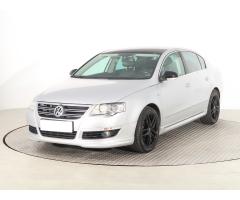 Volkswagen Passat 2.0 TDI 103kW - 3