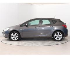 Opel Astra 1.4 T 103kW - 4