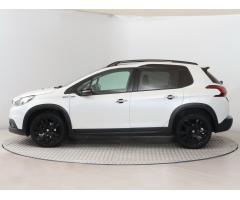 Peugeot 2008 1.2 PureTech 81kW - 5