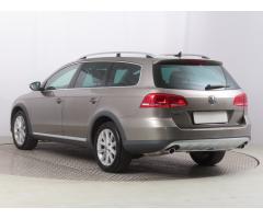 Volkswagen Passat 2.0 TDI 130kW - 5