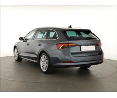 ŠKODA SUPERB COMBI 2.0TDI 140 LAURIN&K 4X4 DSG 7ST