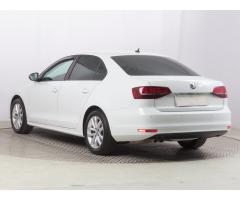 Volkswagen Jetta 2.0 TDI 81kW - 5