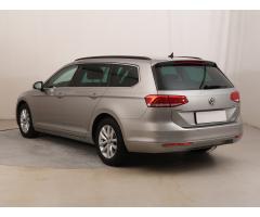 Volkswagen Passat 2.0 TDI 110kW - 5