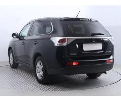 Mitsubishi Outlander 2.0 110kW - 6