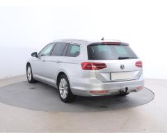 Volkswagen Passat 1.6 TDI 88kW - 6