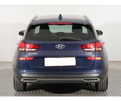 Hyundai i30 1.6 CRDi 85kW - 6