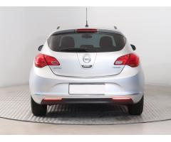 Opel Astra 1.4 T 103kW - 6