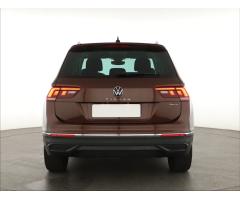 Volkswagen Tiguan 2.0 TDI 110kW - 6