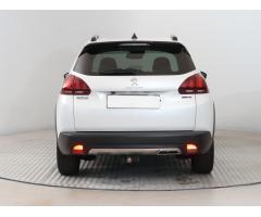 Peugeot 2008 1.2 PureTech 81kW - 9