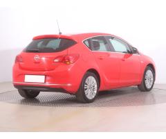 Opel Astra 1.4 T 103kW - 7