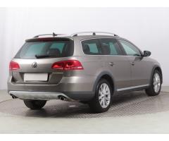 Volkswagen Passat 2.0 TDI 130kW - 7