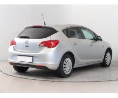 Opel Astra 1.4 T 103kW - 7