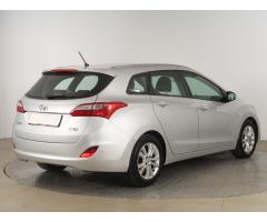 Hyundai i30 1.6 MPI 88kW - 7