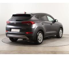 Hyundai Tucson 1.7 CRDi 104kW - 7