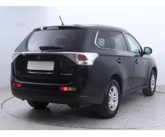 Mitsubishi Outlander 2.0 110kW - 8