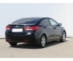 Hyundai Elantra 1.6 97kW - 11