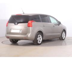 Peugeot 5008 2.0 HDI 110kW - 8