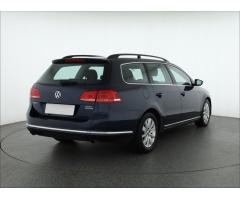 Volkswagen Passat 2.0 TDI 130kW - 9