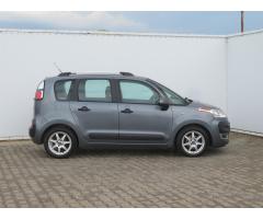 Citroën C3 Picasso 1.4 i 70kW - 8