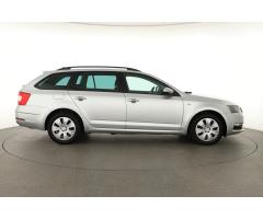 Škoda Octavia 1.6 TDI 85kW - 8