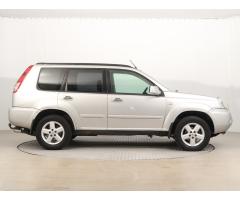 Nissan X-Trail 2.2 dCi 100kW - 8