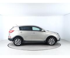 Kia Sportage 1.7 CRDi 85kW - 8