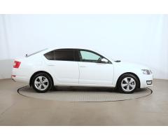 Škoda Octavia 1.6 TDI 77kW - 8