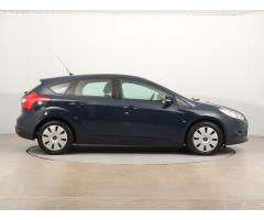 Ford Focus 1.6 i 77kW - 8