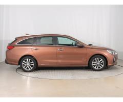 Hyundai i30 1.4 CVVT 73kW - 8