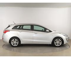 Hyundai i30 1.6 MPI 88kW - 8