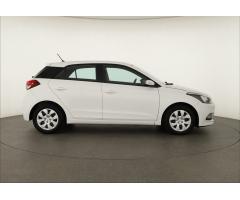 Hyundai i20 1.2 55kW - 9