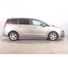 Peugeot 5008 2.0 HDI 110kW - 9