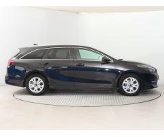 Kia Cee`d 1.5 T-GDI MHEV 118kW - 11