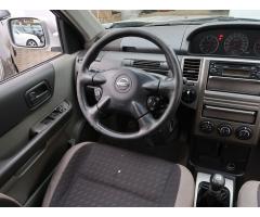 Nissan X-Trail 2.2 dCi 100kW - 9