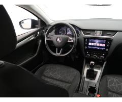 Škoda Octavia 1.6 TDI 85kW - 9