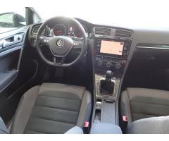 Volkswagen Golf 1.5 TSI 96kW - 9