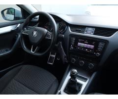 Škoda Octavia 2.0 TDI 110kW - 9