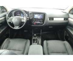 Mitsubishi Outlander 2.2 DI-D 110kW - 9