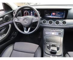 Mercedes-Benz Třídy E E 220 d 4MATIC 143kW - 9