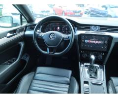 Volkswagen Passat 1.6 TDI 88kW - 10