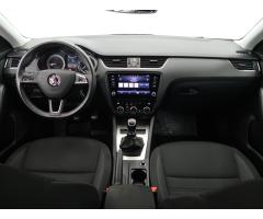 Škoda Octavia 2.0 TDI 110kW - 10