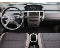 Nissan X-Trail 2.2 dCi 100kW - 10