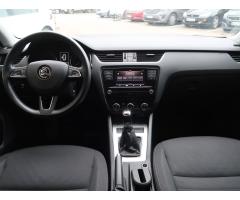 Škoda Octavia 1.5 TSI 110kW - 10