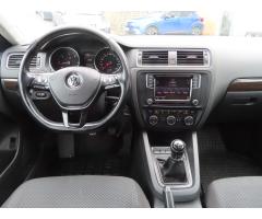 Volkswagen Jetta 2.0 TDI 81kW - 10