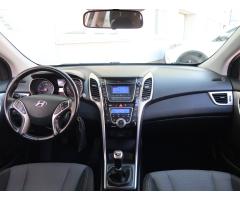 Hyundai i30 1.6 MPI 88kW - 10