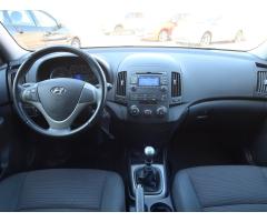 Hyundai i30 1.4 CVVT 80kW - 10