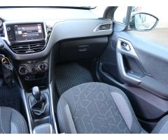 Peugeot 2008 1.6 BlueHDi 55kW - 11