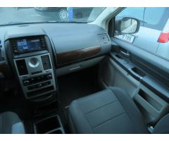 Chrysler Grand Voyager 2.8 CRD 120kW - 11