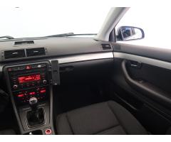 Audi A4 2.0 TDI 103kW - 11